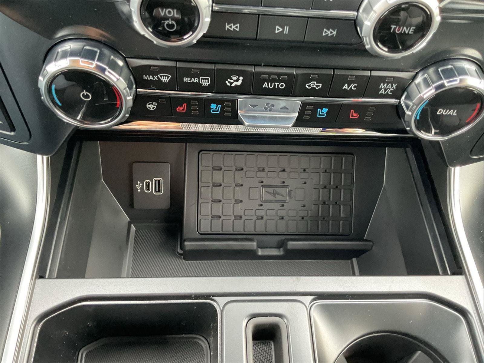 New 2025 Ford F150 Raptor AWD/4WD image 23
