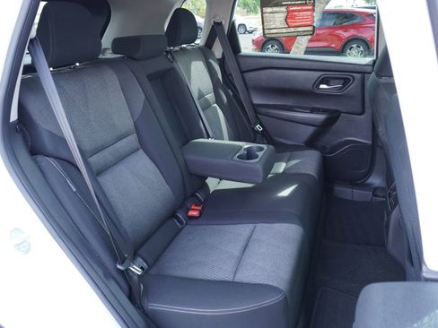 Certified 2024 Nissan Rogue SV image 9