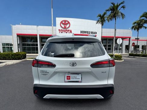 Certified 2023 Toyota Corolla Cross XLE w/ Convenience Package FWD image 6