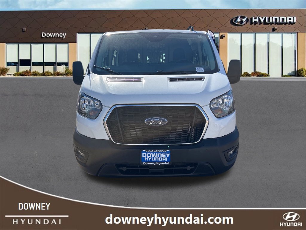 Used 2025 Ford Transit 250 Low Roof RWD image 8