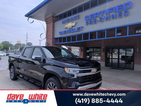 Used 2022 Chevrolet Silverado 1500 LT AWD/4WD image 1
