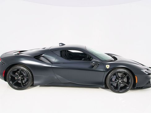Certified 2023 Ferrari SF90 Stradale AWD/4WD image 3