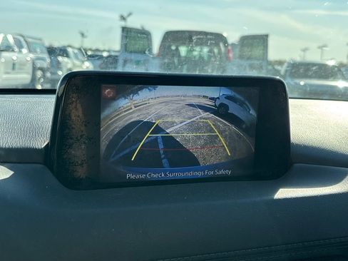 Used 2018 MAZDA CX-5 Touring w/ Preferred Equipment Package image 10