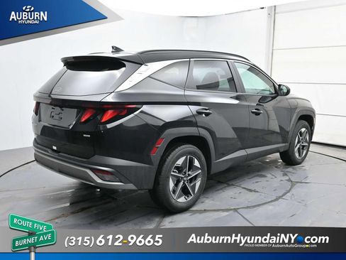 New 2026 Hyundai Tucson SEL AWD/4WD image 2