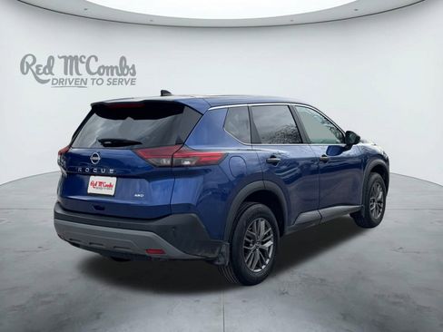 Used 2023 Nissan Rogue S image 5
