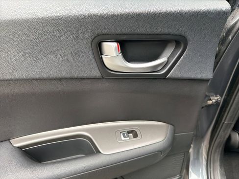 Used 2020 Kia Optima SE image 24