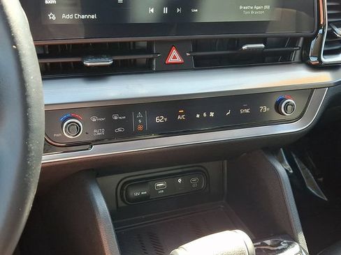 Certified 2025 Kia Sportage EX AWD/4WD image 16