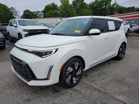 Certified 2023 Kia Soul GT-Line w/ GT-Line Technology Package FWD image 3