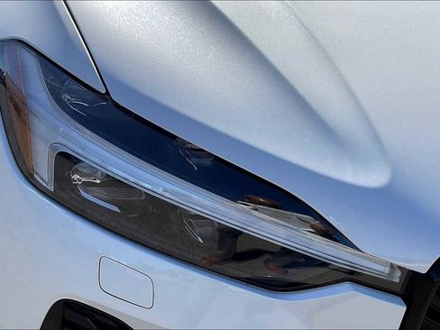 New 2026 Volvo XC60 B5 Plus w/ Protection Package Premier image 32