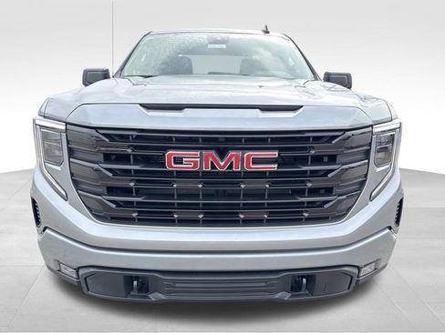 New 2026 GMC Sierra 1500 Elevation w/ X31 Off-Road Package AWD/4WD image 9