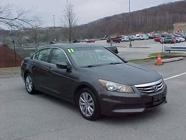 Used 2011 Honda Accord EX-L image 27