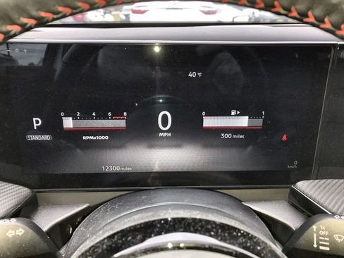 Certified 2025 Nissan Kicks SR FWD image 15