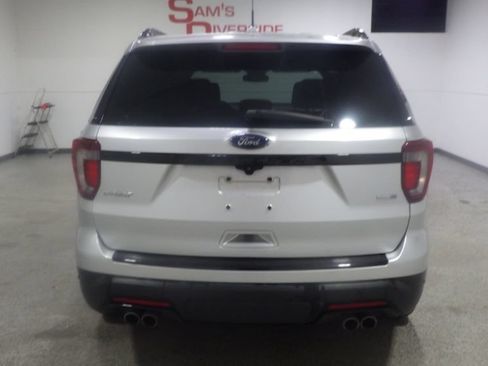 Used 2018 Ford Explorer Sport w/ Equipment Group 401A AWD/4WD image 3