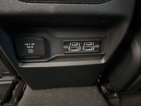 Used 2024 Jeep Grand Cherokee Altitude image 15