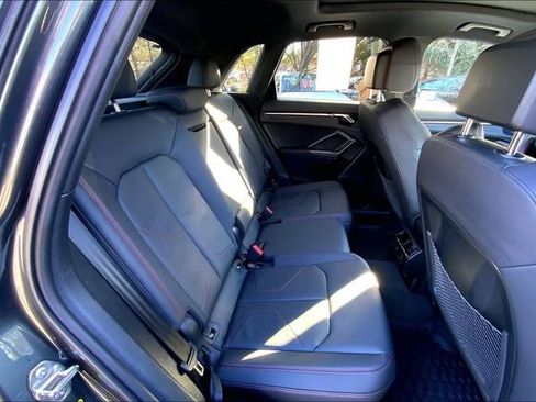 Used 2025 Audi Q3 2.0T Premium Plus w/ Premium Plus Package image 19