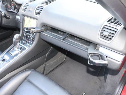 Used 2016 Porsche Boxster image 39