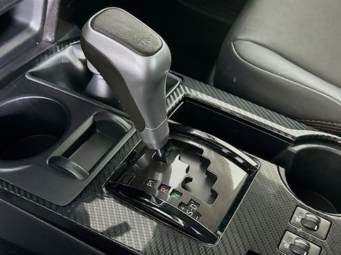 Used 2024 Toyota 4Runner TRD Off-Road Premium image 25