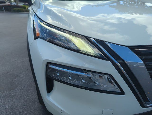 Certified 2023 Nissan Rogue SL w/ SL Premium Package FWD image 17