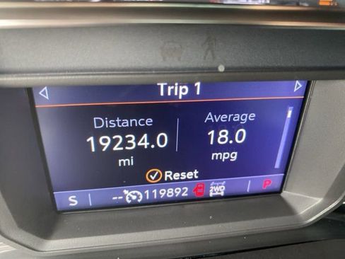 Used 2020 GMC Sierra 1500 SLT w/ SLT Premium Plus Package image 24