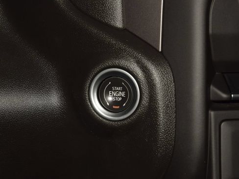 Used 2023 Chevrolet Silverado 1500 Custom AWD/4WD image 32