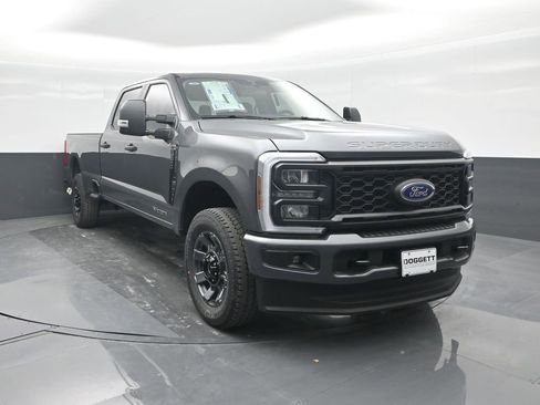 New 2026 Ford F350 XL w/ STX Appearance Package AWD/4WD image 8