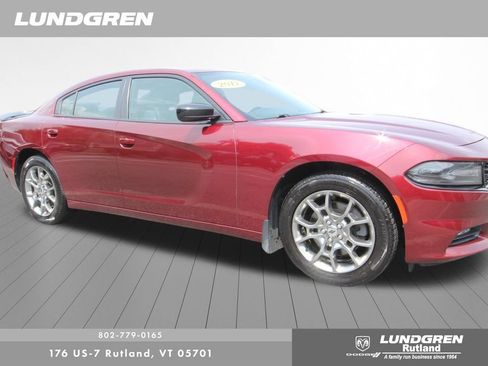Used 2017 Dodge Charger SXT w/ Driver Confidence Group AWD/4WD image 2