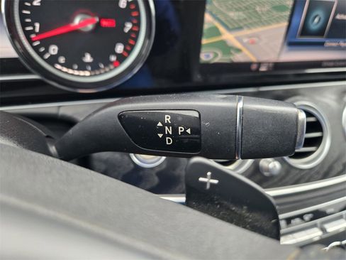 Used 2018 Mercedes-Benz E 300 image 19