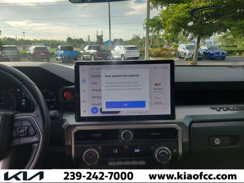 Used 2024 Toyota Tacoma TRD Sport RWD image 20