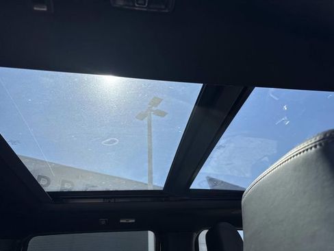 Used 2025 Ford F350 Platinum image 8