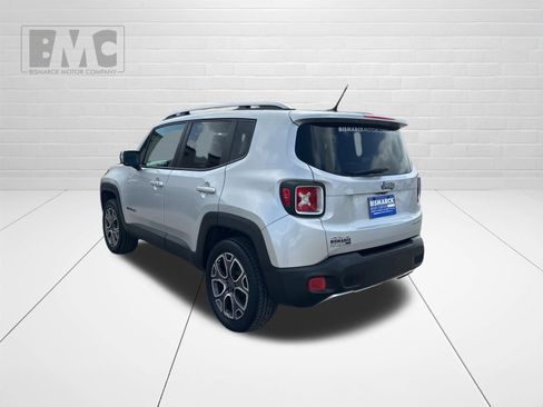 Used 2016 Jeep Renegade Limited AWD/4WD image 4