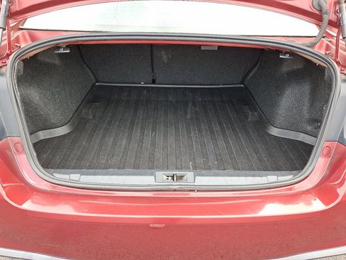 Used 2019 Subaru Legacy 2.5i Premium image 27