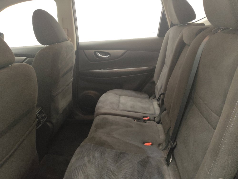 Used 2015 Nissan Rogue S AWD/4WD image 18