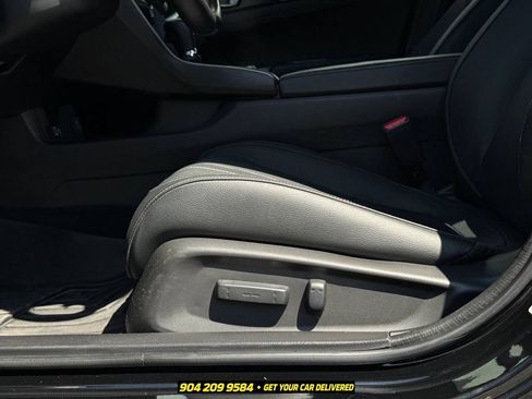Used 2019 Honda Civic Sport Touring image 15