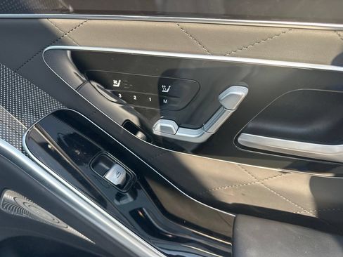 Used 2023 Mercedes-Benz S 580 4MATIC Sedan image 20