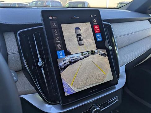 New 2026 Volvo XC90 T8 Plus w/ Protection Package Premier image 10