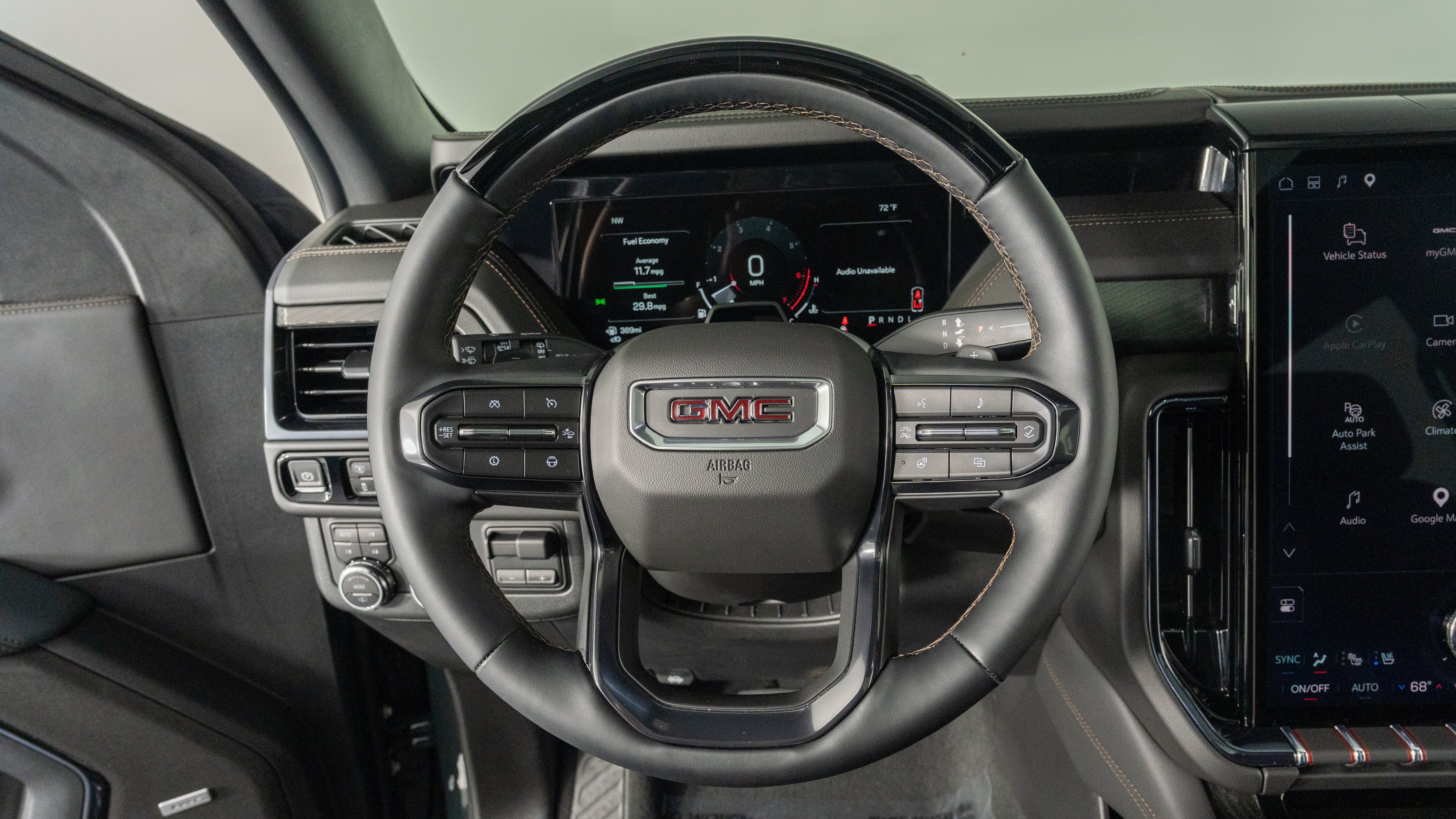 Used 2025 GMC Yukon AT4 w/ AT4 Premium Plus Package AWD/4WD image 24
