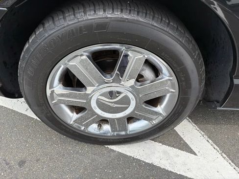 Used 2005 Ford Thunderbird RWD image 14