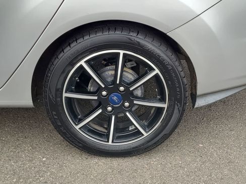 Used 2016 Ford Fiesta SE image 16