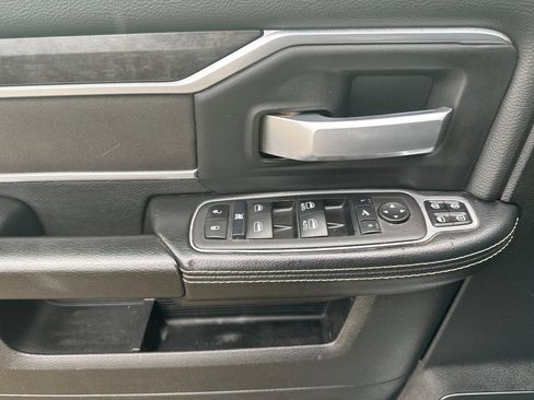 Used 2024 RAM 2500 Big Horn image 12