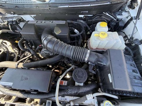 Used 2014 Ford F150 Raptor w/ Equipment Group 801A Luxury image 31