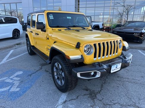Used 2021 Jeep Wrangler Unlimited Sahara image 7