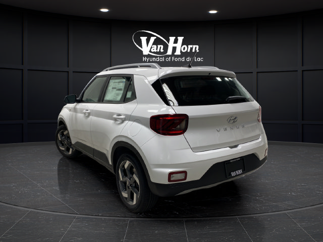 New 2026 Hyundai Venue SEL FWD image 5