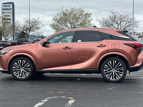 Used 2023 Lexus RX 350 w/ Cold Area Package image 7