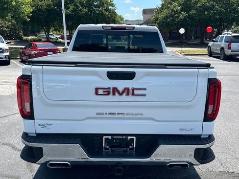 Used 2024 GMC Sierra 1500 SLT w/ SLT Convenience Package AWD/4WD image 4