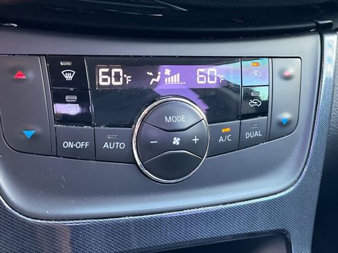 Used 2018 Nissan Sentra SR w/ Technology Package FWD image 22