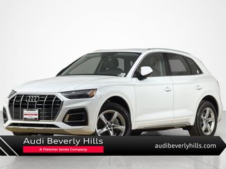 Used 2023 Audi Q5 2.0T Premium w/ Convenience Package AWD/4WD video 1