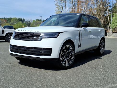 New 2026 Land Rover Range Rover Long Wheelbase SE AWD/4WD image 1