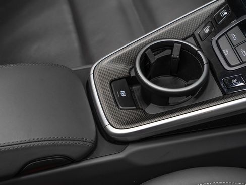 Used 2021 Porsche 911 Turbo S image 22