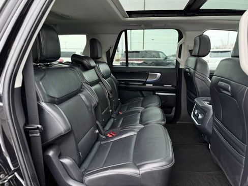 Used 2025 Ford Expedition Max Platinum image 24