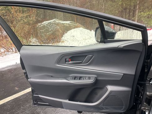 New 2026 Toyota Prius LE image 12